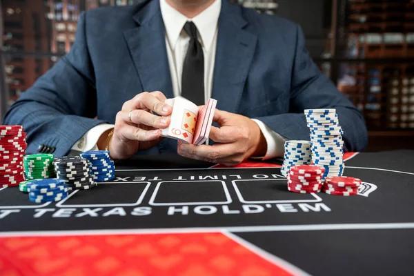 Discovering new online poker variations: How to win more money